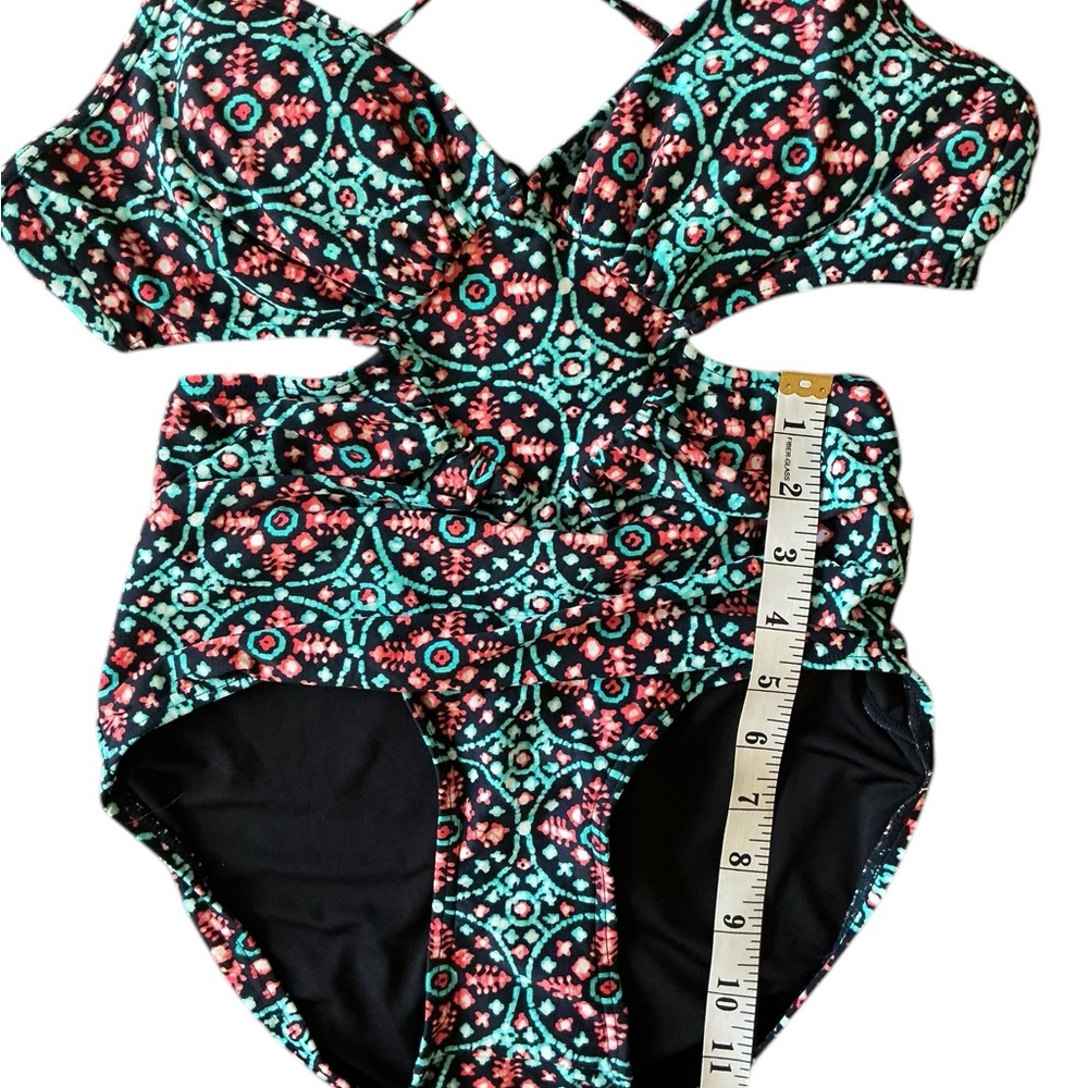 Michael Kors Cutout One Piece Swimsuit Size 8 - Picture 7 of 8